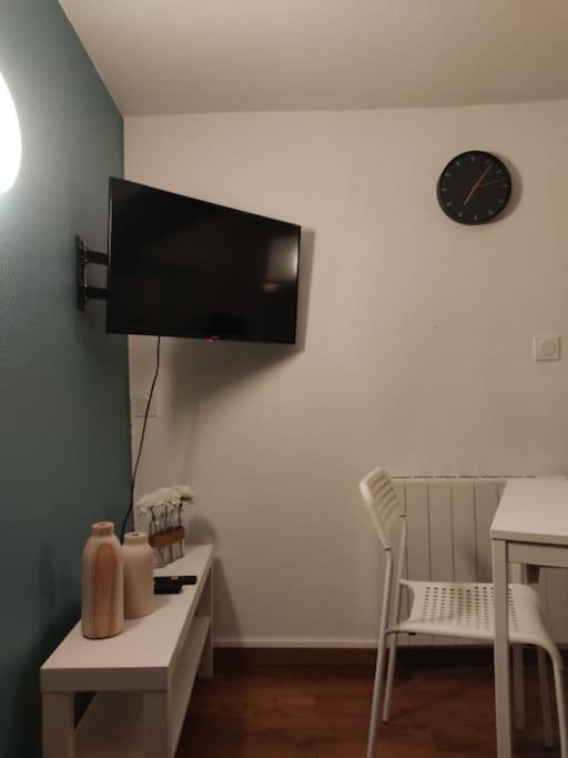 Studio Remois - Wifi/Netflix Reims Exterior foto